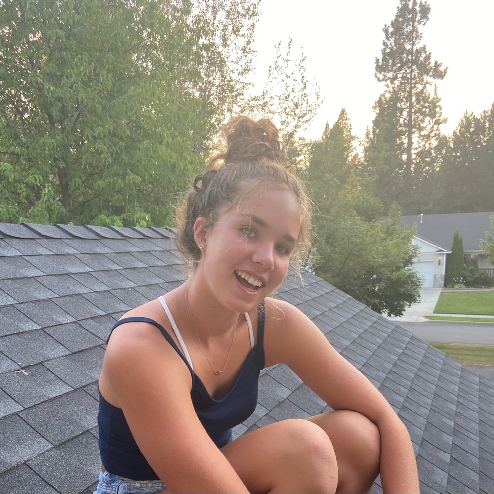 Meet your Posher, Brooke